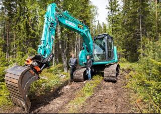 Lánctalpas kotrók Kobelco SK 140 SRL 5