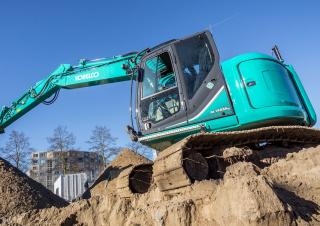 Lánctalpas kotrók Kobelco SK 140 SRLC 3
