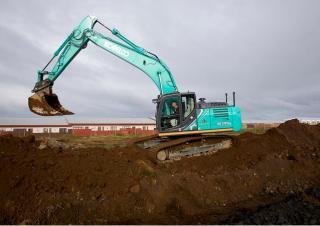 Lánctalpas kotrók Kobelco SK 260 LC 10E