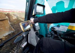 Lánctalpas kotrók Kobelco SK 260 NLC 10E