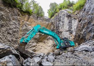 Lánctalpas kotrók Kobelco SK 350 LC 10