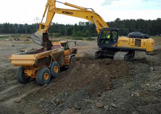 Lánctalpas kotrók Kobelco SK 500 LC 10