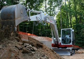 Lánctalpas kotrók Takeuchi TB 285