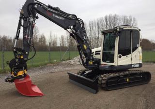 Lánctalpas kotrók Schaeff TC 85