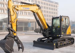 Lánctalpas kotrók XCMG XE90U