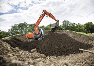Lánctalpas kotrók Hitachi ZX 130 LCN-5 B