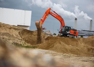 Lánctalpas kotrók Hitachi ZX300LC-6