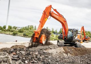 Lánctalpas kotrók Hitachi ZX300LC-6