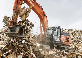 Lánctalpas kotrók Hitachi ZX300LC-6