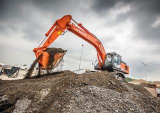 Lánctalpas kotrók Hitachi ZX300LCN-6