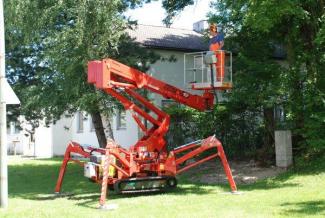 Gémes személyemelők Lánctalpas töretőgémes munkaállványok SUP Spider S 24