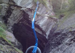 Gémes személyemelők Lánctalpas töretőgémes munkaállványok CTE Traccess 230 Winch