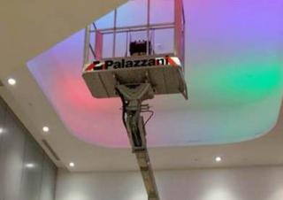 Gémes személyemelők Lánctalpas töretőgémes munkaállványok Palazzani TZX 170 C