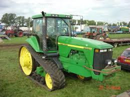 Lánctalpas traktorok John Deere 8400 T