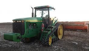 Lánctalpas traktorok John Deere 8400 T