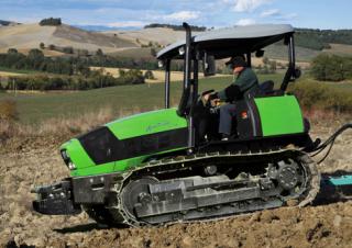 Lánctalpas traktorok DEUTZ-FAHR Agroclimber 410 SIX