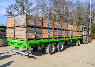 Szállítás technológia Lowbed pótkocsik Joskin TRAILED WAGO TR12000T15