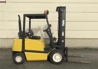 LPG targoncák Yale GLP 25 TF