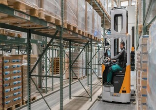 Magasraktári targoncák Still NXV 1.0