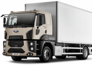 Tehergépkocsik Merevvázak Ford 1833 LR Lowliner