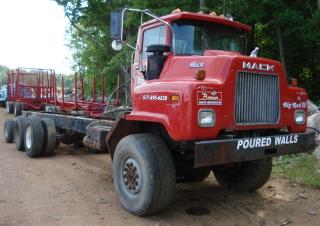Tehergépkocsik Merevvázak Mack DMM-6006S CA491 END 673 E 6x4