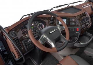 Tehergépkocsik Merevvázak DAF XF 430 FTG SC
