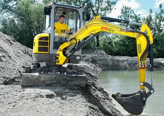 Minikotrók Wacker Neuson 28 Z 3