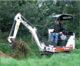 Minikotrók Bobcat 319