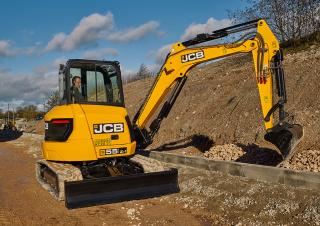 Minikotrók JCB 57C-I
