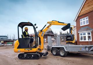 Minikotrók JCB 8014