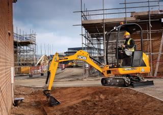 Minikotrók JCB 8016 CTS
