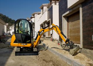 Minikotrók JCB 8018