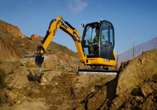 Minikotrók JCB 8018
