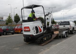Minikotrók Bobcat E17