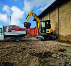 Minikotrók New Holland E50B SR