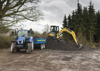 Minikotrók New Holland E50B SR