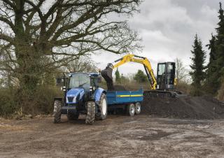 Minikotrók New Holland E50B SR