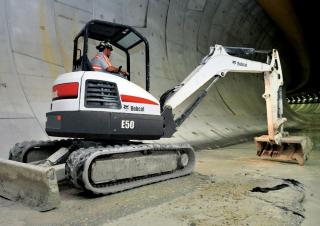 Minikotrók Bobcat E50z