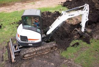 Minikotrók Bobcat E55W