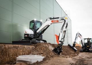 Minikotrók Bobcat E55z