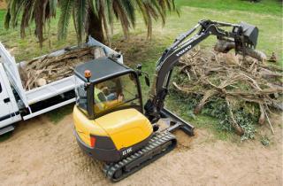Minikotrók Volvo EC35C