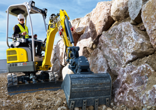 Minikotrók Wacker Neuson EZ17