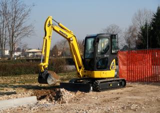 Minikotrók Komatsu PC35MR-3