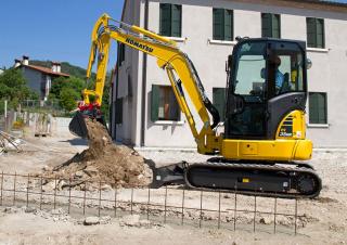 Minikotrók Komatsu PC35MR-5