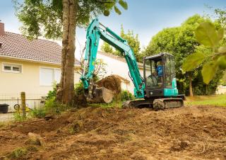 Minikotrók Kobelco SK 55 SRX 6