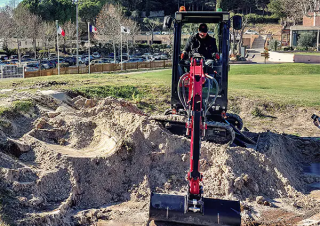 Elektromos lánctalpas kotrók Yanmar SV17e