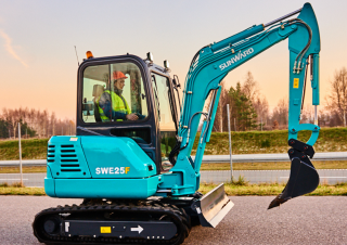 Minikotrók Sunward SWE25F