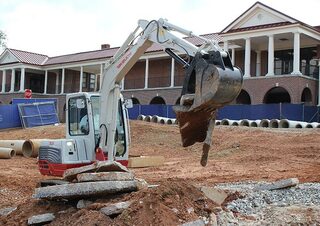 Minikotrók Takeuchi TB 250