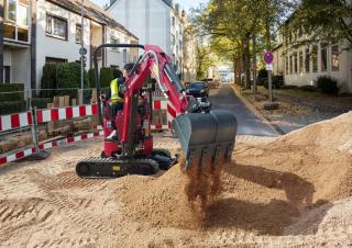 Minikotrók Yanmar ViO12-2A 