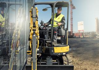 Minikotrók Yanmar VIO 33-6 CR